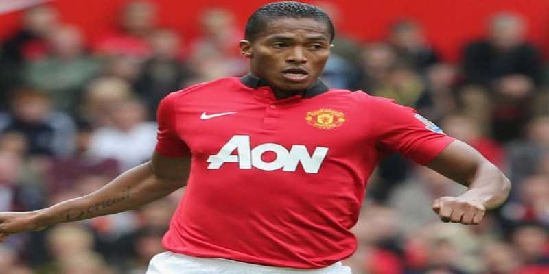 Antonio Valencia là cầu thủ có tốc độ chạy với 35,1 km/h